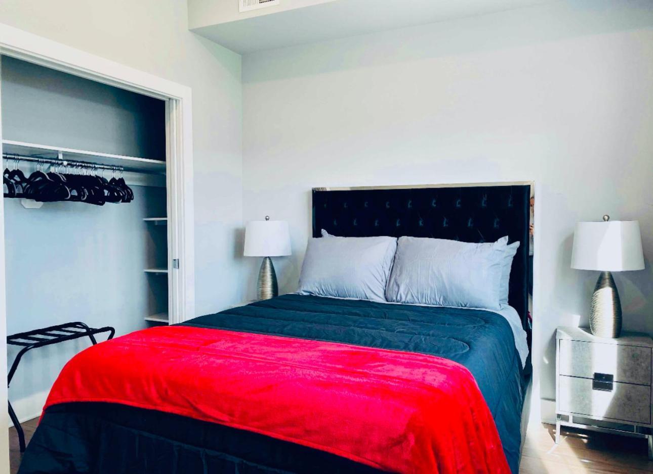Upscale 3bdr Penthouse With Rooftop Tv And Stunning Capitol And Monument Views Near Popular H Street Corridor Parking Included Free Cancellation * Washington